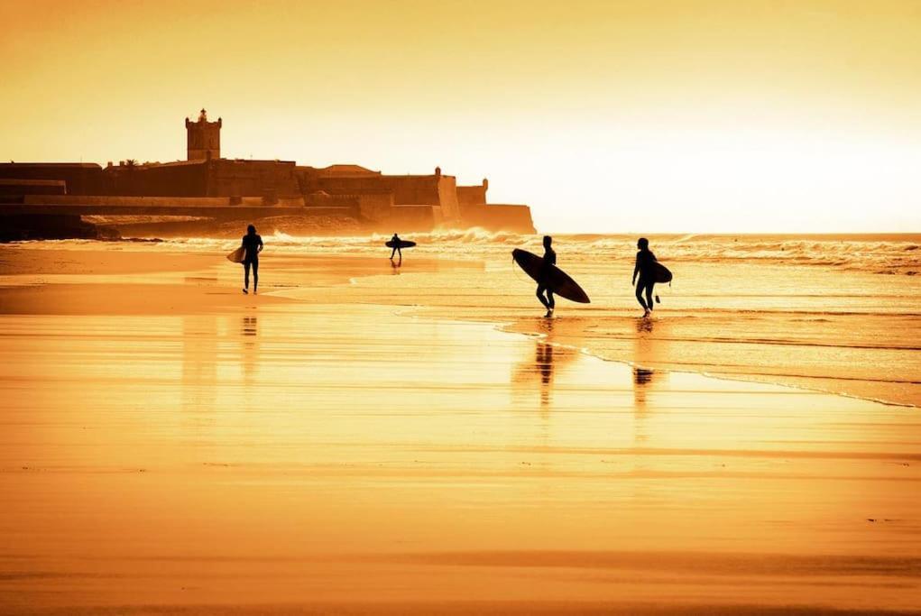 Beachome4U4 / Carcavelos Beach パレーデ エクステリア 写真